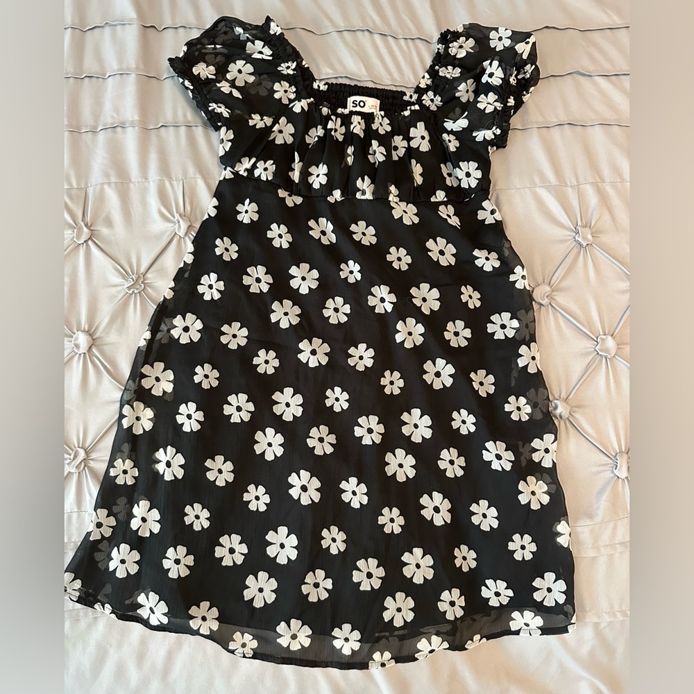 SO Monochrome Floral dress